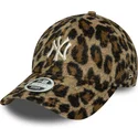 new-york-yankees-mlb-new-era-9forty-cosy-animal-justerbar-leopardbojet-kasket-til-kvinder