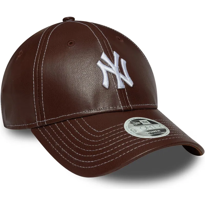 brun-justerbar-buet-kasket-til-kvinder-9forty-topstitch-pu-fra-new-york-yankees-mlb-fra-new-era