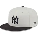 beige-og-sort-justerbar-59fifty-clr-dvlp-new-york-yankees-mlb-kasket-fra-new-era