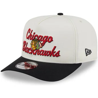 Beige og sort buet snapback 9FIFTY A Frame Chainstitch kasket fra Chicago Blackhawks NHL fra New Era