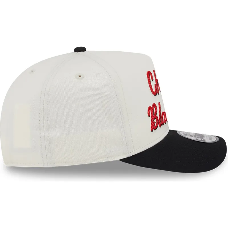 beige-og-sort-buet-kasket-snapback-9fifty-a-frame-chainstitch-fra-chicago-blackhawks-nhl-fra-new-era