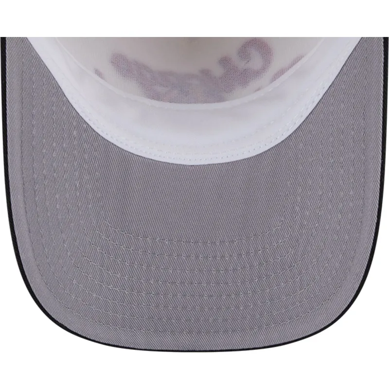 beige-og-sort-buet-kasket-snapback-9fifty-a-frame-chainstitch-fra-chicago-blackhawks-nhl-fra-new-era