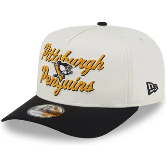 Beige og sort snapback 9FIFTY A Frame Chainstitch kasket fra Pittsburgh Penguins NHL fra New Era