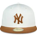 new-york-yankees-mlb-new-era-59fifty-chrome-toast-side-patch-hvid-og-brun-justeret-flad-kasket