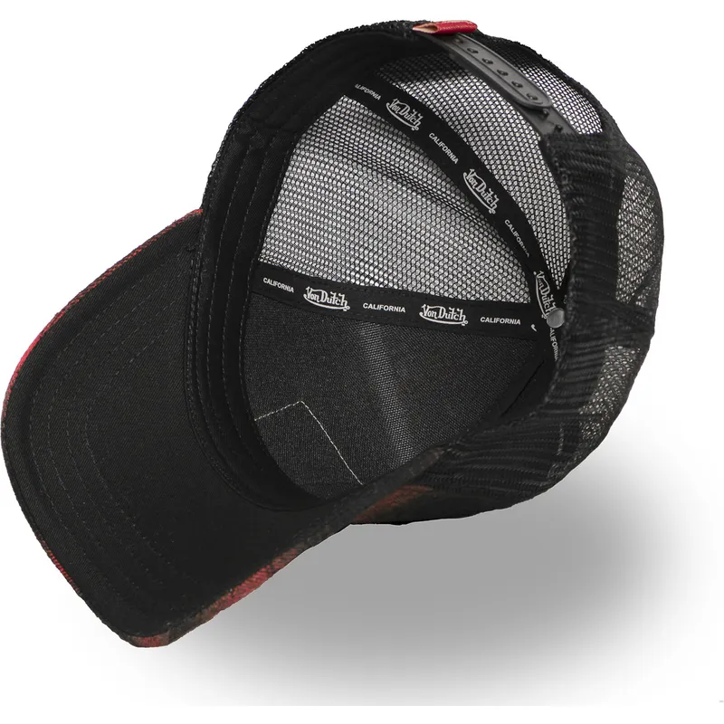 rod-og-sort-trucker-kasket-car05-fra-von-dutch