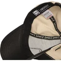 gorra-trucker-sort-og-beige-snoopy-og-emilio-pea6-naw6-peanuts-fra-capslab