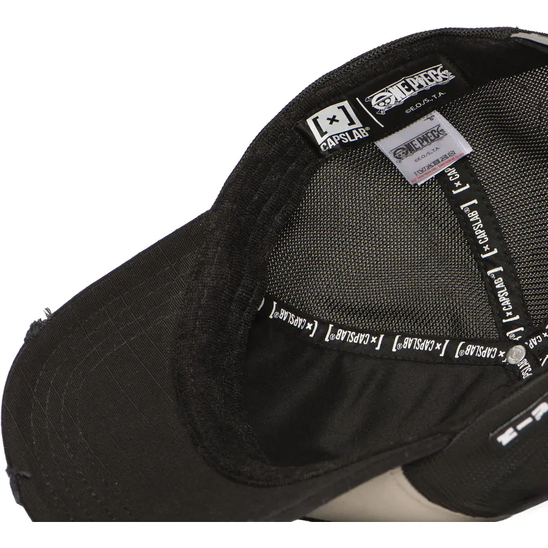 beige-og-sort-trucker-kasket-straw-hat-pirates-op6-str-one-piece-fra-capslab