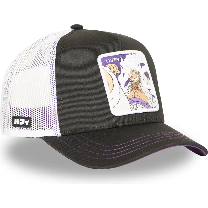 trucker-kasket-sort-og-hvid-monkey-d-luffy-op6-gea-one-piece-fra-capslab
