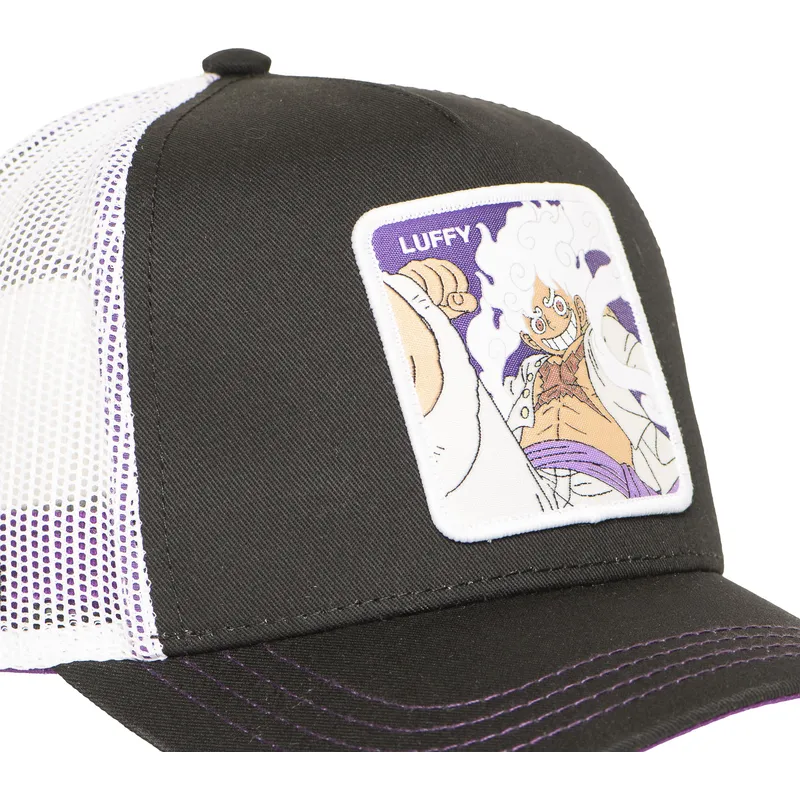 trucker-kasket-sort-og-hvid-monkey-d-luffy-op6-gea-one-piece-fra-capslab
