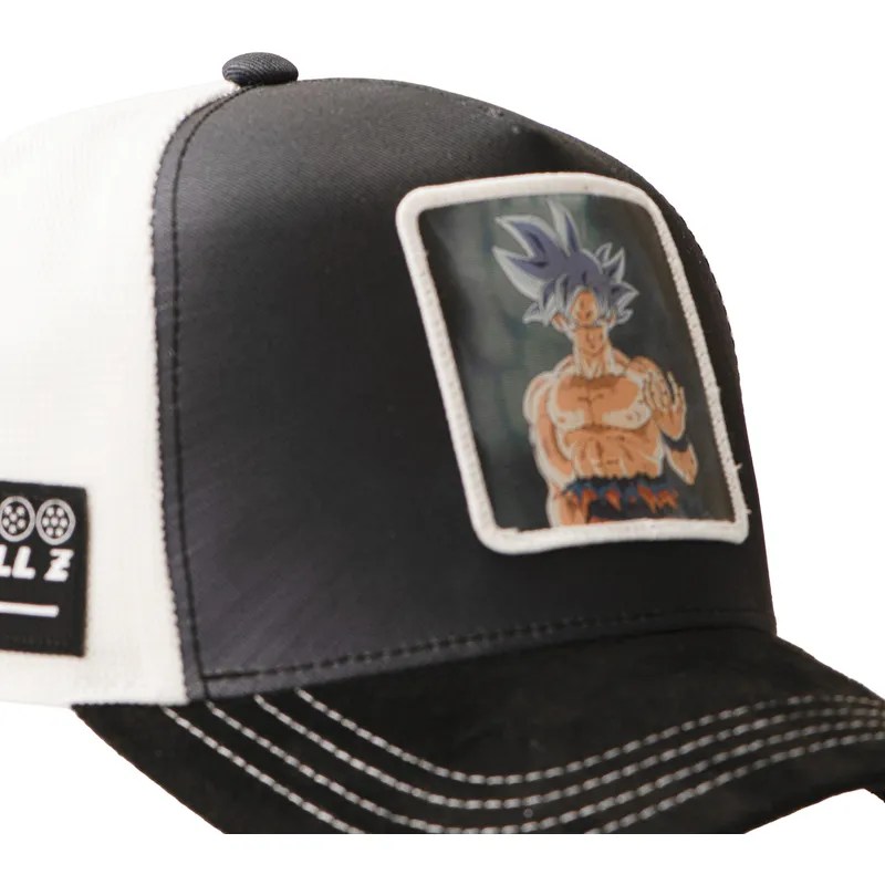 trucker-kasket-sort-og-hvid-son-goku-ultra-instinct-dbs7-uic-dragon-ball-fra-capslab
