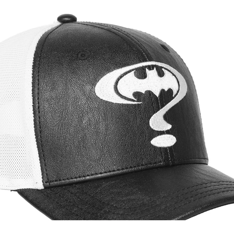 trucker-kasket-sort-og-hvid-batman-dc10-bat-dc-comics-fra-capslab