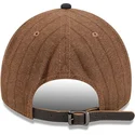 justerbar-9twenty-a-frame-wool-pinstripe-brun-og-marinebla-buet-kasket-fra-new-york-yankees-mlb-fra-new-era