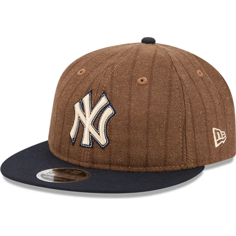 brun-og-marinebla-justerbar-flad-kasket-9fifty-retro-crown-wool-pinstripe-fra-new-york-yankees-mlb-fra-new-era