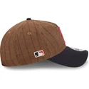 boston-red-sox-mlb-new-era-9twenty-a-frame-uld-pinstripe-justerbar-brun-og-marinebla-kurvet-kasket
