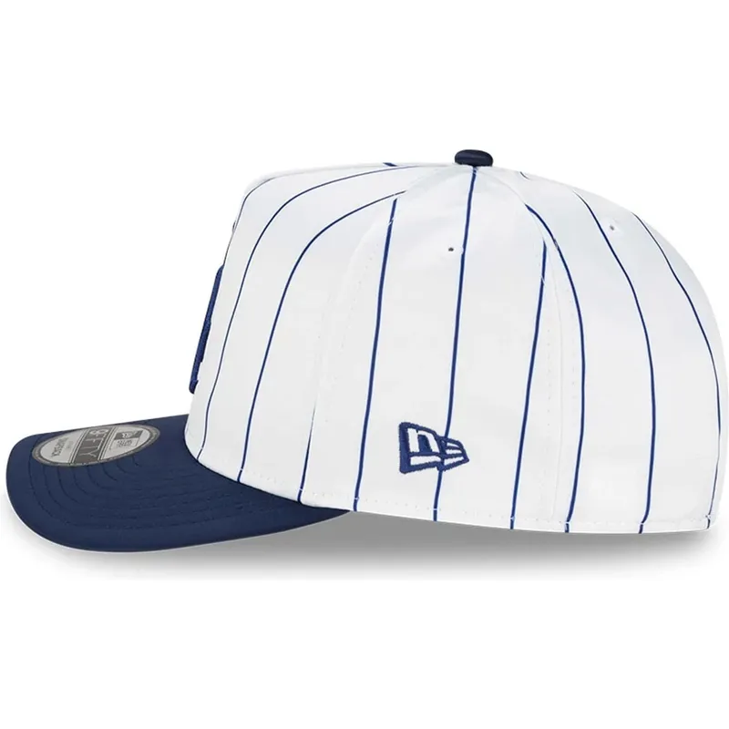 hvid-og-bla-buet-kasket-snapback-9fifty-a-frame-satin-pinstripe-fra-los-angeles-dodgers-mlb-fra-new-era