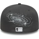 new-era-new-york-yankees-mlb-59fifty-planet-icon-gra-buet-tilpasset-kasket