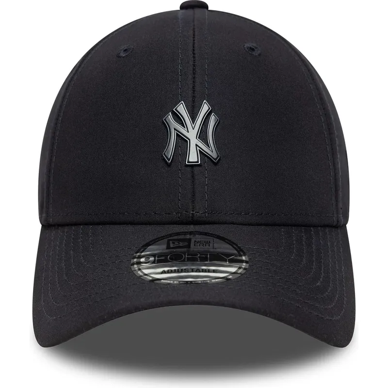 justerbar-marinebla-kurvet-kasket-9forty-pin-fra-new-york-yankees-mlb-af-new-era