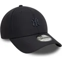 justerbar-marinebla-kurvet-kasket-9forty-pin-fra-new-york-yankees-mlb-af-new-era