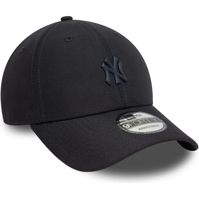 justerbar-marinebla-kurvet-kasket-9forty-pin-fra-new-york-yankees-mlb-af-new-era