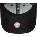 sort-justerbar-kasket-med-buet-skygge-og-gront-new-york-yankees-mlb-logo-9forty-outline-fra-new-era