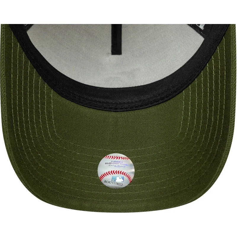 beige-og-gron-buet-kasket-snapback-9forty-e-frame-world-series-patch-fra-los-angeles-dodgers-mlb-fra-new-era