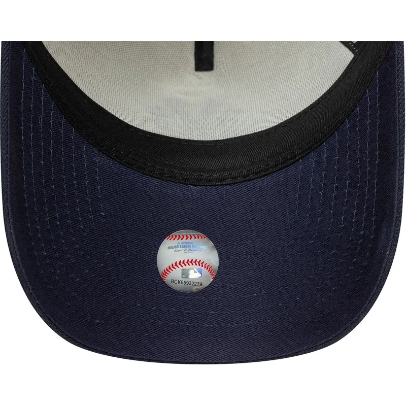beige-og-marinebla-buet-kasket-snapback-9forty-e-frame-world-series-patch-fra-new-york-yankees-mlb-fra-new-era