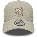 beige-buet-snapback-kasket-med-beige-logo-9forty-e-frame-melton-fra-new-york-yankees-mlb-fra-new-era
