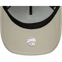 beige-buet-snapback-kasket-med-beige-logo-9forty-e-frame-tonal-icon-los-angeles-dodgers-mlb-fra-new-era