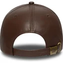 brun-justerbar-9forty-e-frame-img-leather-kurvet-kasket-fra-new-york-yankees-mlb-fra-new-era
