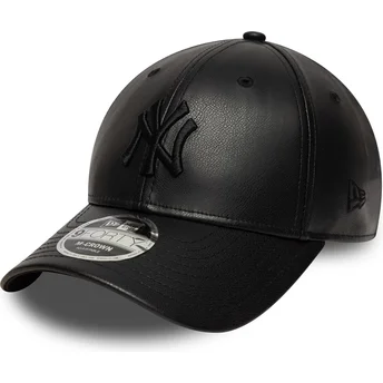 Sort buet snapback kasket med sort logo 9FORTY M-Crown PU fra New York Yankees MLB fra New Era
