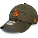 gron-justerbar-buet-kasket-med-orange-logo-9twenty-quilted-los-angeles-dodgers-mlb-fra-new-era