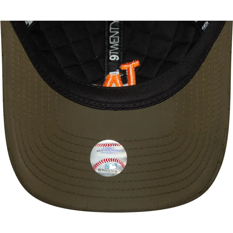 gron-justerbar-kurvet-kasket-med-orange-logo-9twenty-quilted-fra-los-angeles-dodgers-mlb-fra-new-era