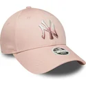 new-era-new-york-yankees-mlb-9forty-metallic-logo-justerbar-lyserod-buet-kasket-til-kvinder