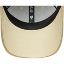 new-era-new-york-yankees-mlb-9forty-metallic-justerbar-kvindekasket-med-buet-skygge-i-guld