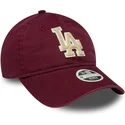 justerbar-bordeaux-buet-kasket-til-kvinder-med-beige-logo-9twenty-boucle-los-angeles-dodgers-mlb-fra-new-era
