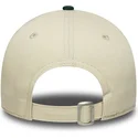 beige-og-gron-justerbar-buet-kasket-til-drenge-9twenty-mascot-fra-new-era