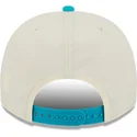buet-beige-og-bla-snapback-kasket-9fifty-a-frame-precurved-hardwood-classics-fra-charlotte-hornets-nba-fra-new-era