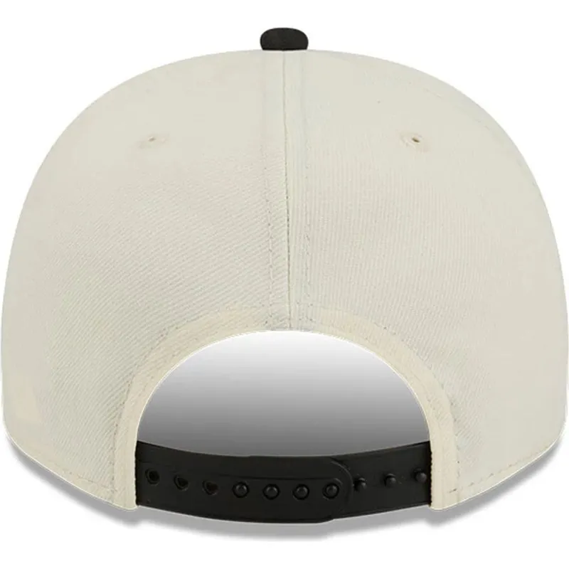 buet-beige-og-sort-snapback-kasket-9fifty-a-frame-precurved-hardwood-classics-fra-chicago-bulls-nba-fra-new-era