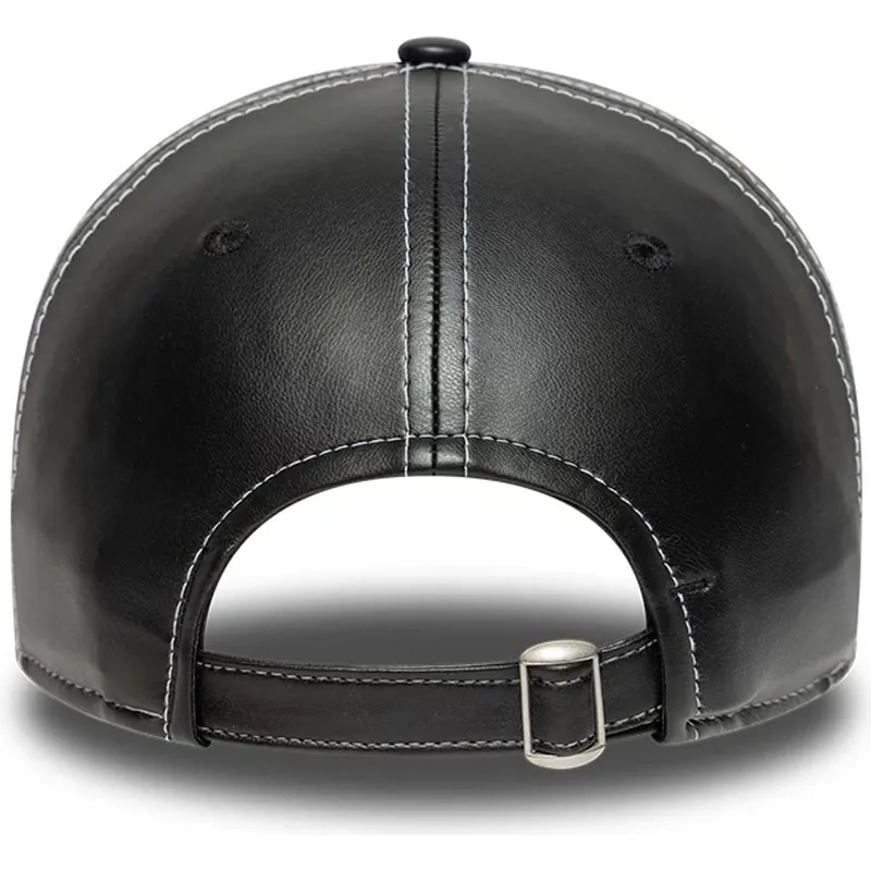 sort-justerbar-kvindekasket-med-buet-skygge-fc-barcelona-laliga-9twenty-pu-laeder-fra-new-era