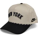 new-york-yankees-mlb-nike-rise-structured-beige-og-sort-snapback-buet-kasket