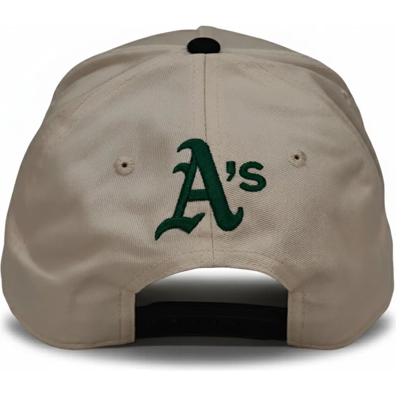 nike-oakland-athletics-mlb-rise-structured-beige-og-sort-snapback-kasket-med-buet-skygge