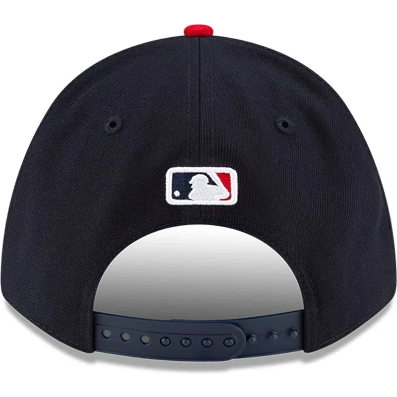 gorra-curva-azul-marino-y-roja-snapback-9forty-m-crown-player-replica-de-atlanta-braves-mlb-de-new-era