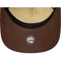 buet-beige-og-brun-justerbar-kasket-9fifty-a-frame-suede-visor-fra-new-york-yankees-mlb-fra-new-era