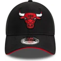 sort-justerbar-kurvet-kasket-9forty-microfibre-fra-chicago-bulls-nba-fra-new-era