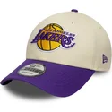 buet-beige-og-violet-justerbar-9forty-colour-block-kasket-fra-los-angeles-lakers-nba-fra-new-era