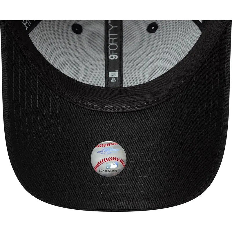 sort-buet-snapback-kasket-9forty-metallic-fra-new-york-yankees-mlb-fra-new-era