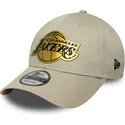 gorra-curva-beige-snapback-9forty-metallic-de-los-angeles-lakers-nba-de-new-era