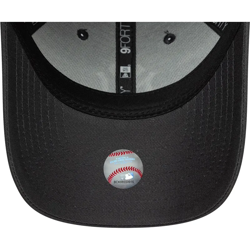 gra-justerbar-curved-kasket-9forty-league-essential-fra-new-york-yankees-mlb-fra-new-era