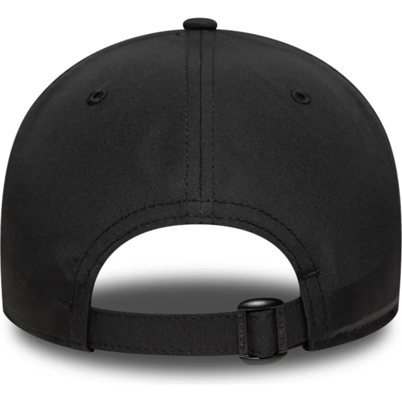 sort-justerbar-curved-9forty-reflective-kasket-fra-manchester-united-football-club-premier-league-fra-new-era