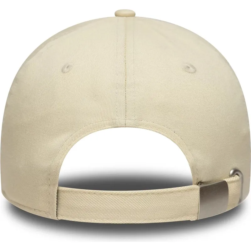 beige-justerbar-kurvet-kasket-9forty-essential-vespa-piaggio-fra-new-era